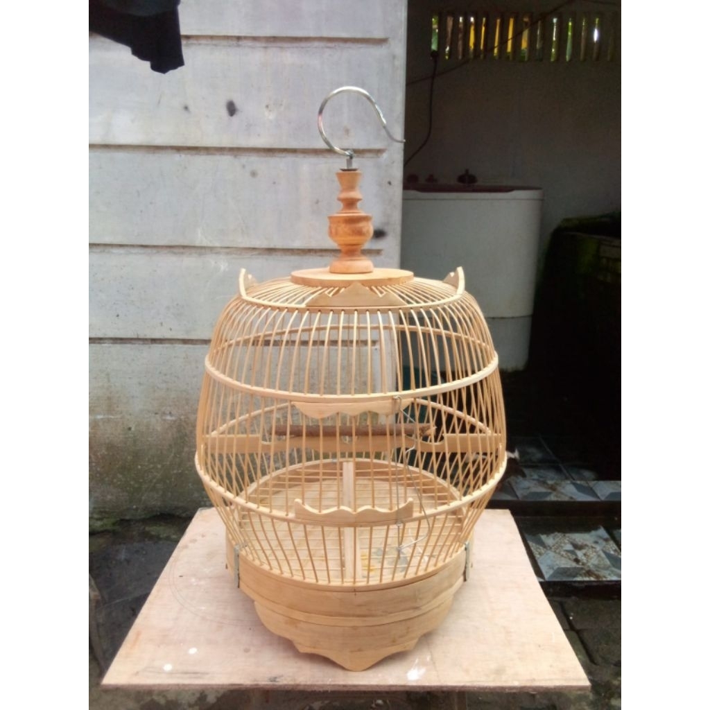 sangkar perkutut Minion full bambu