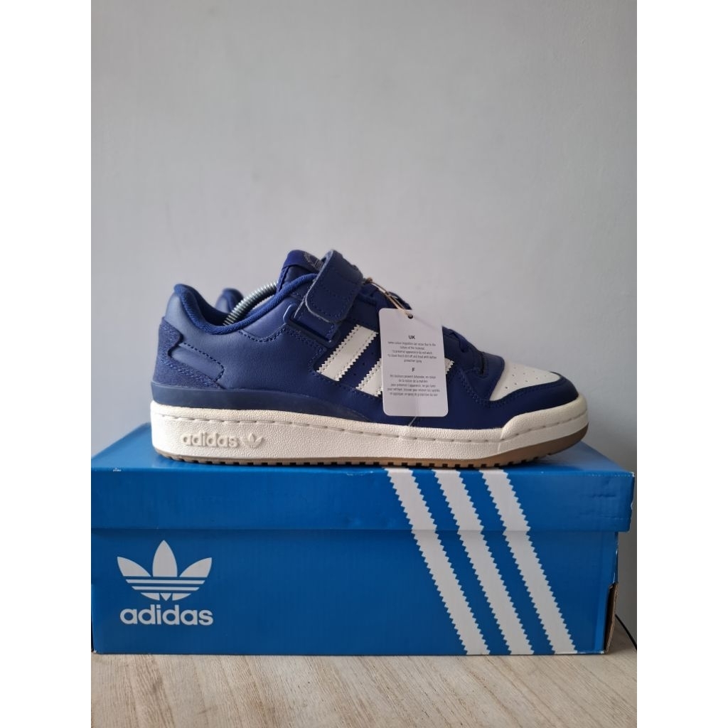adidas forum low