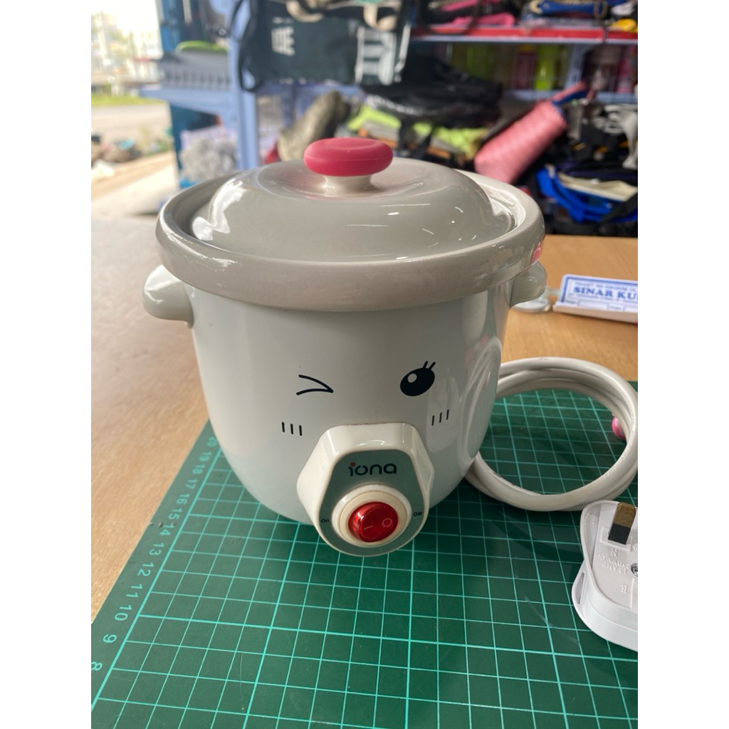 PL Iona Mini Slow Cooker 0.7 Liter 70 watt