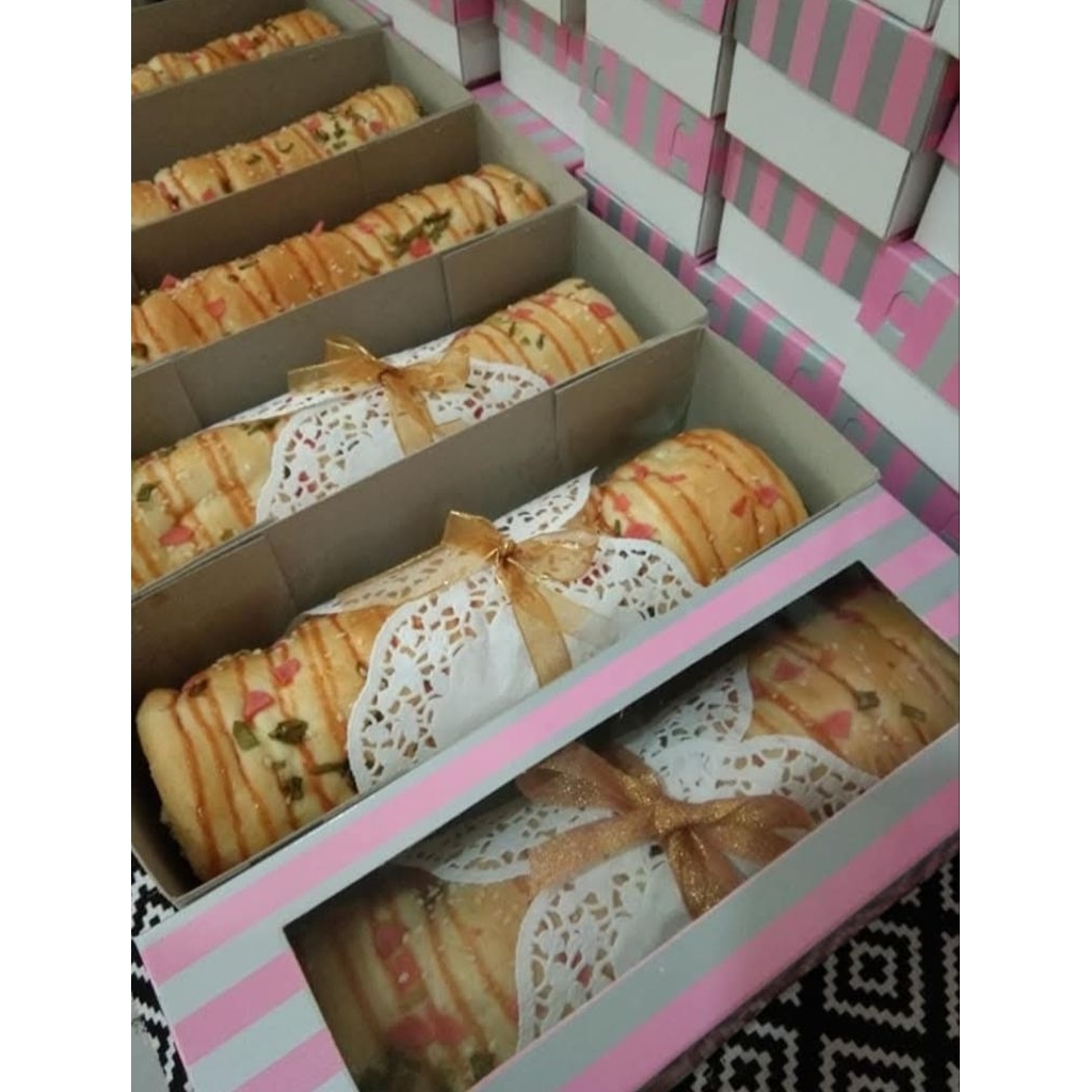 Box roti gulung/bolu gulung batik
