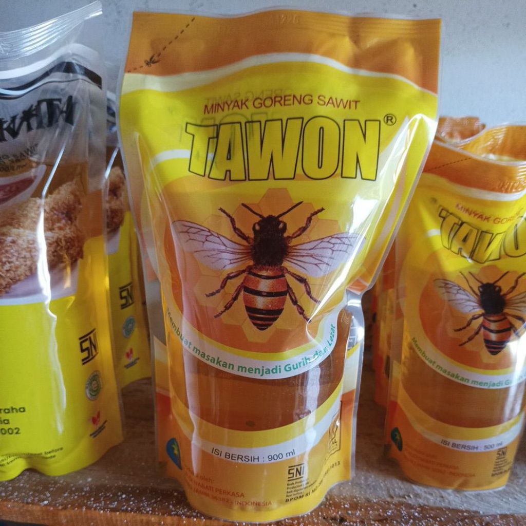 

Minyak goreng tawon 900 ml