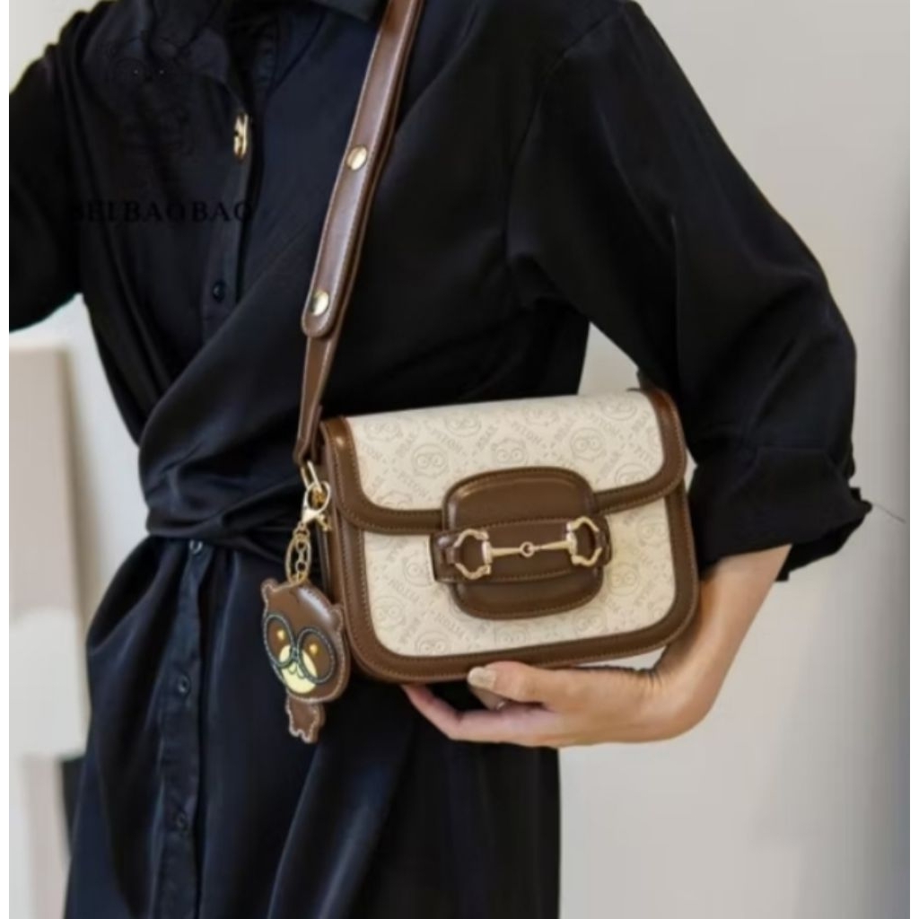 ( READY Stock ) ❤️ Tas Wanita Horsbit Piton Bear ORI ❤️ Tas Selempang Viral // Tas Sling Bag Piton B