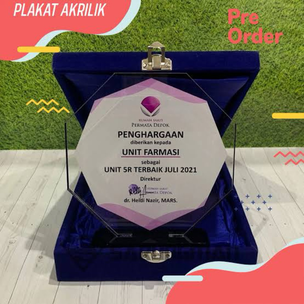 

vandel acrylic 5 mm ukuran 15 cm + box bludru || free design