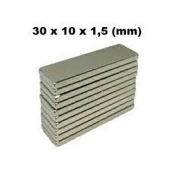 MAGNET NEODYMIUM KOTAK 30x10x1.5mm