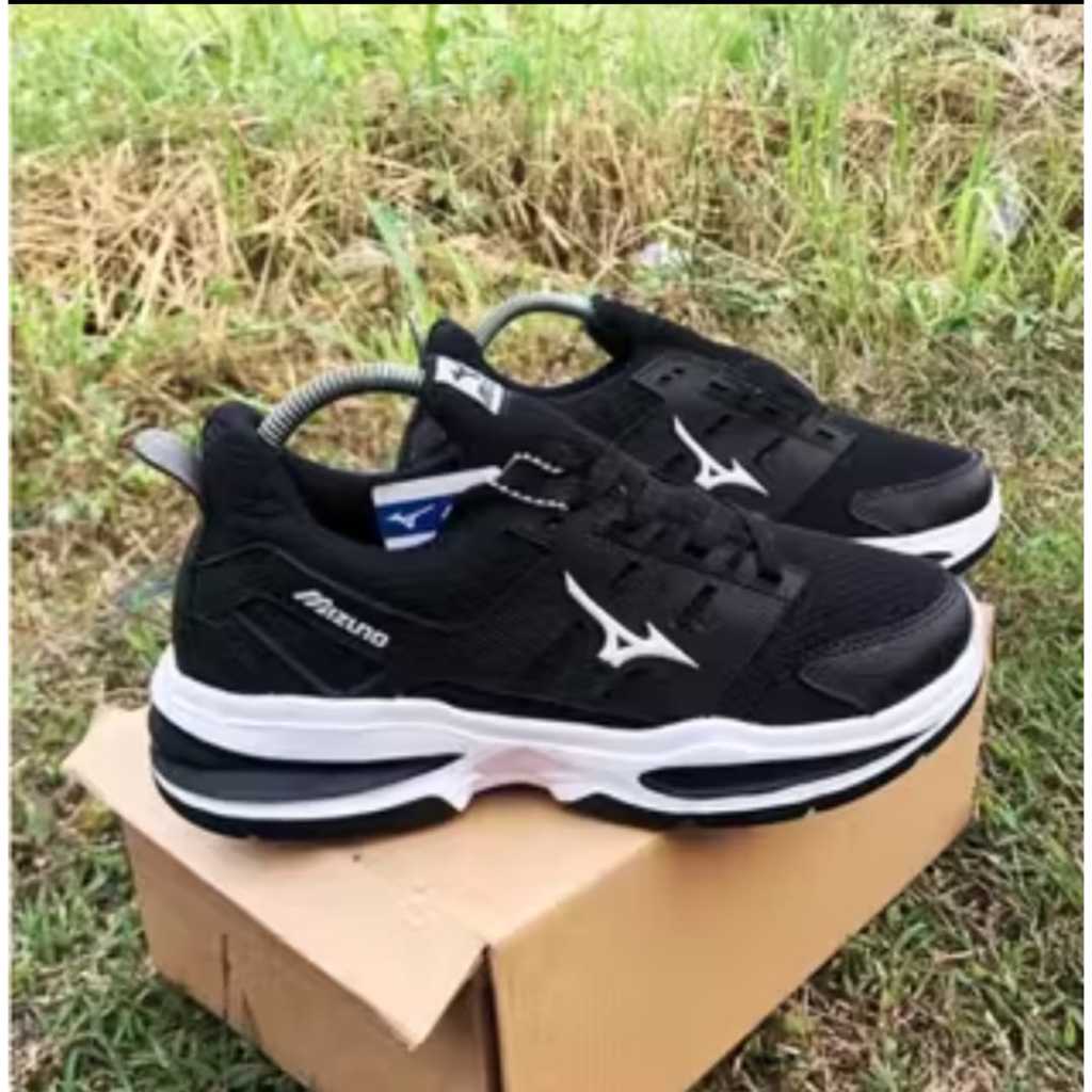 Sepatu Mizuno Pria Model Running Hitam Putih - Sepatu Olahraga Volly - Spatu Sneakers Pria Wanita Or