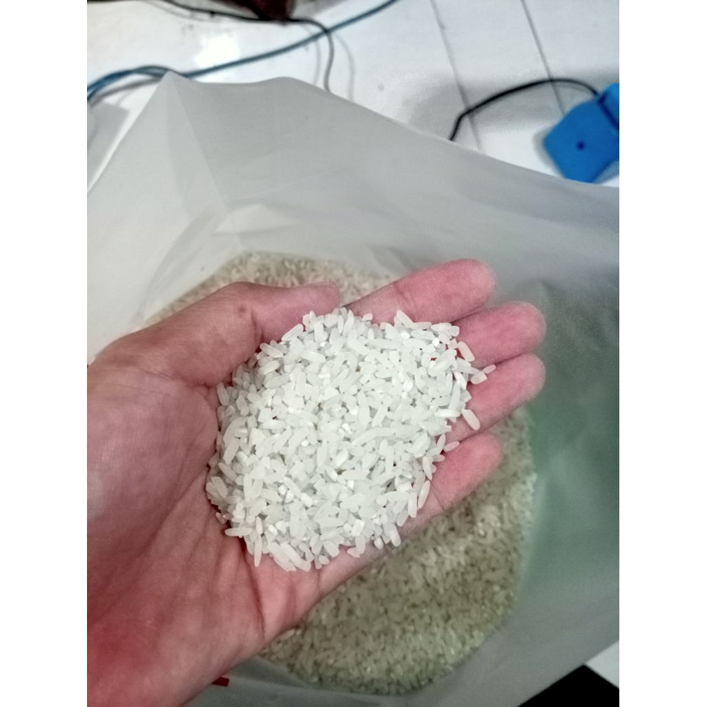 

beras putih kemasan 10kg berkualitas rice food