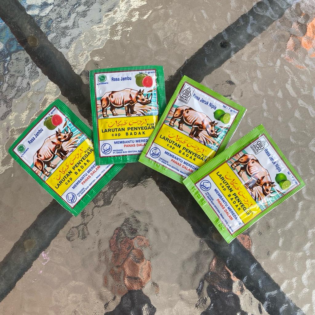 

Larutan Penyegar Cap Badak Kemasa Sachet Isi 7 gram Murah & Hemat