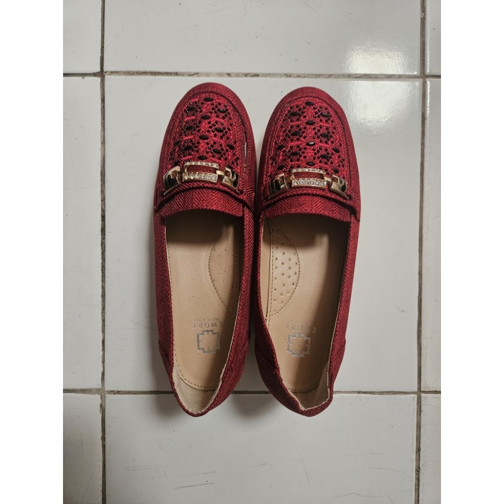 PRELOVED Sepatu Emory Merah Maroon Pesta Heels