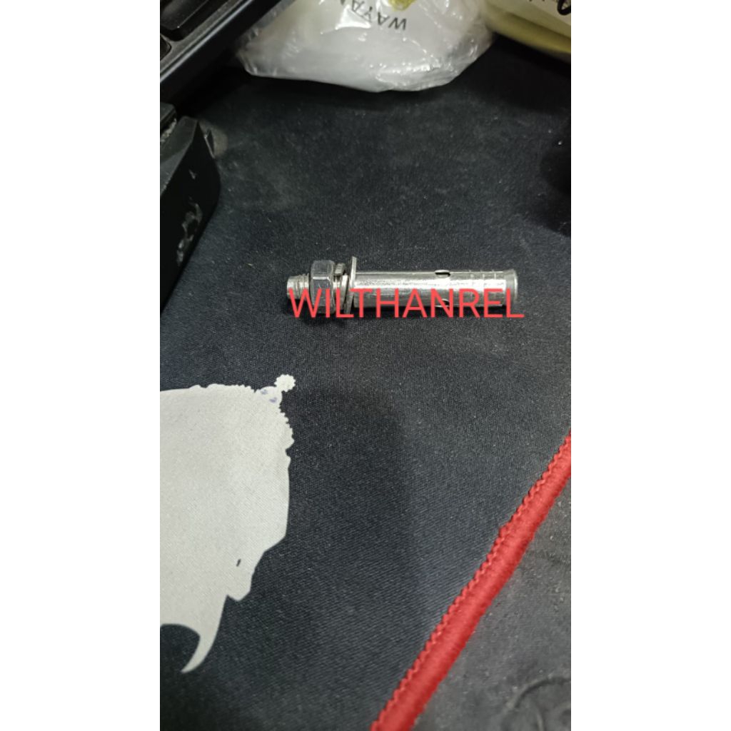 dinabolt ss304 panjang 30 m8