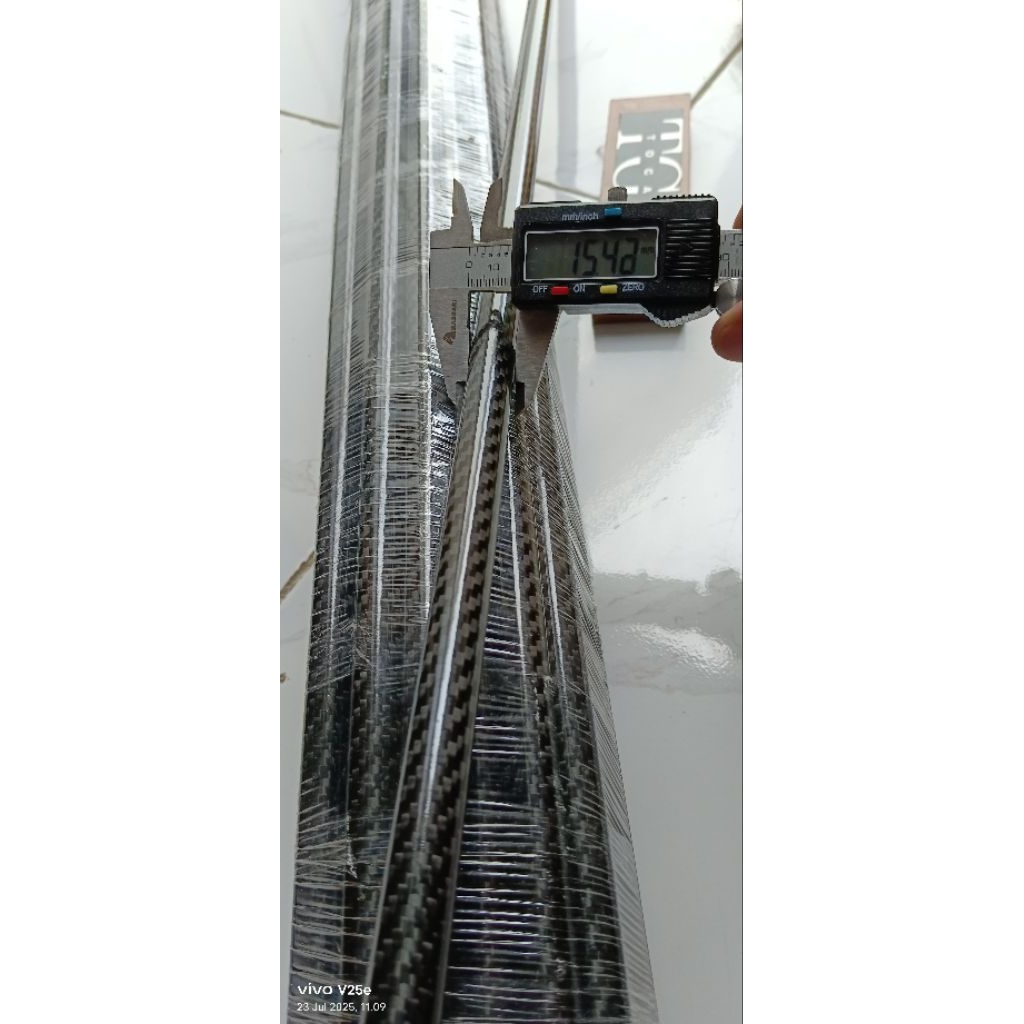 CARBON TUBE RELSET GLOSSY MOTIF CARBON