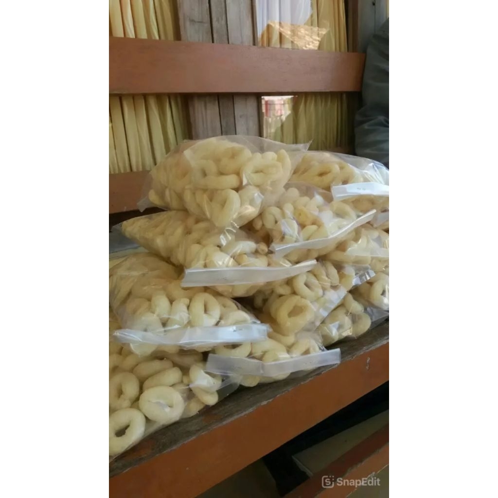 

Kolong klitik Khas Pacitan