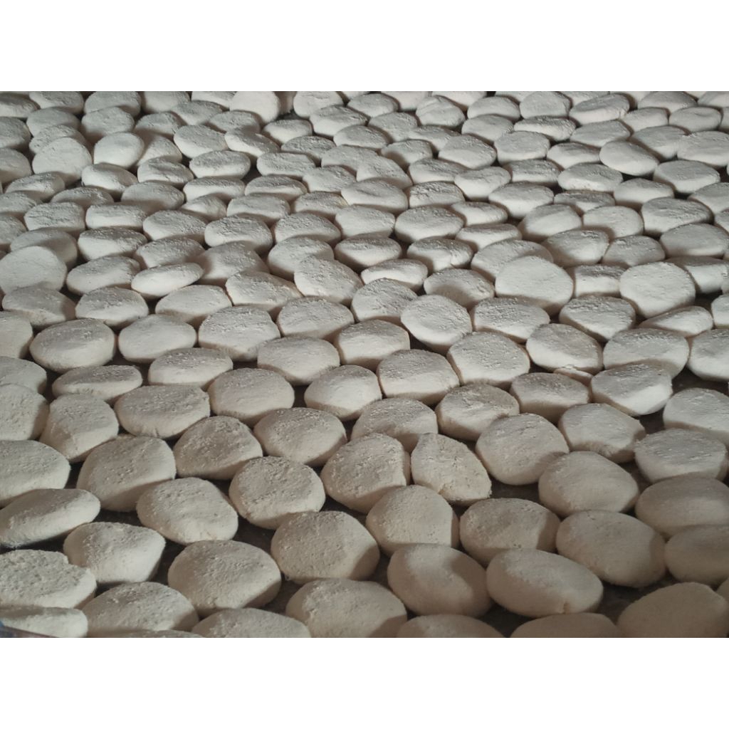 

Ragi WR tape singkong ketan manis alami berkualitas 1kg