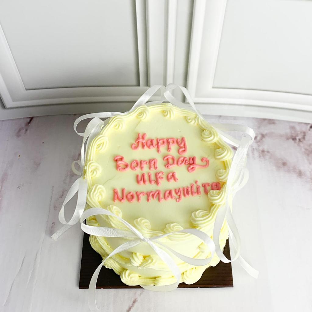 

Kue Ulang Tahun/Birthday Cake/Kue Ultah tema ribbon Cake/Cake ribbon/Kue Birthday Jakarta/Ribbon cake