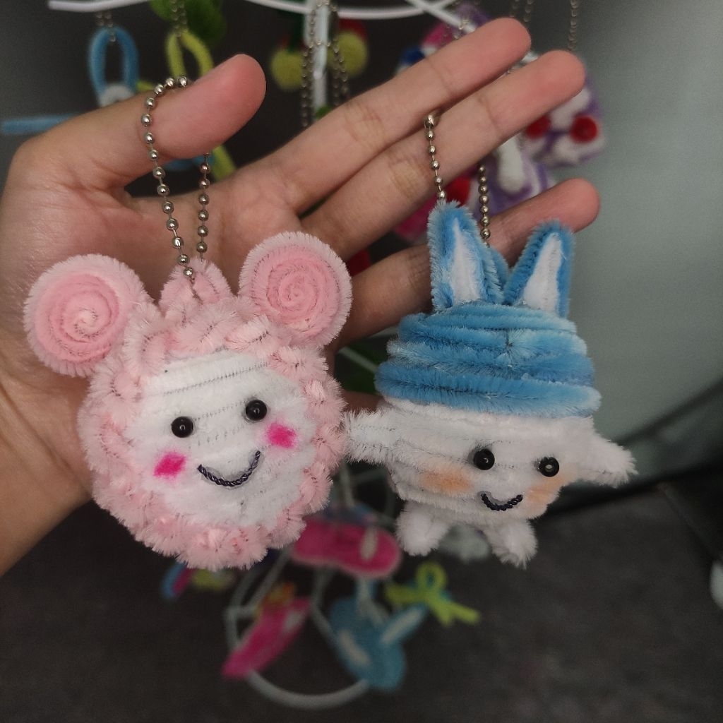 Ganci boneka karakter|ganci kawat bulu