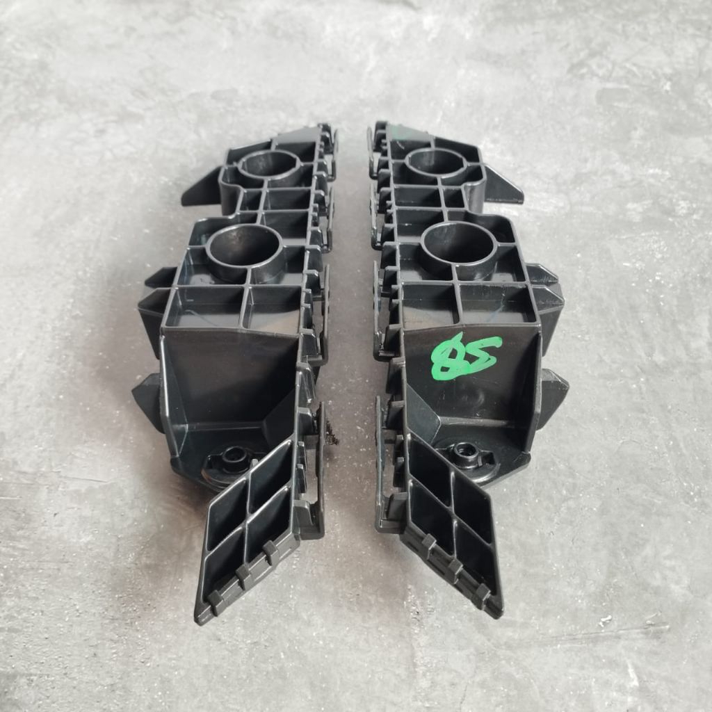 Breket Bemper depan Avanza Xenia 2015-2021