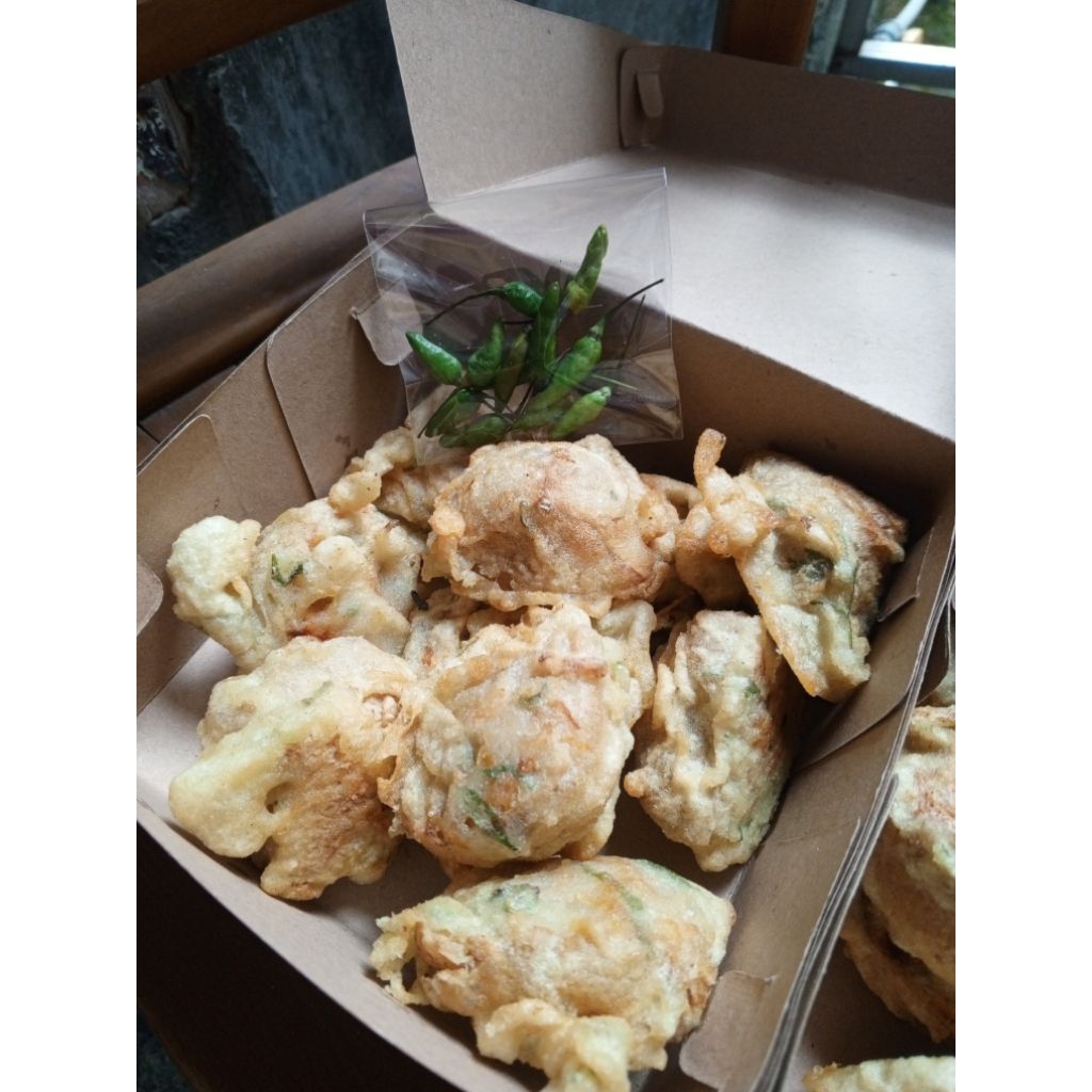 

Tahu Isi Ayam Suwir pedas