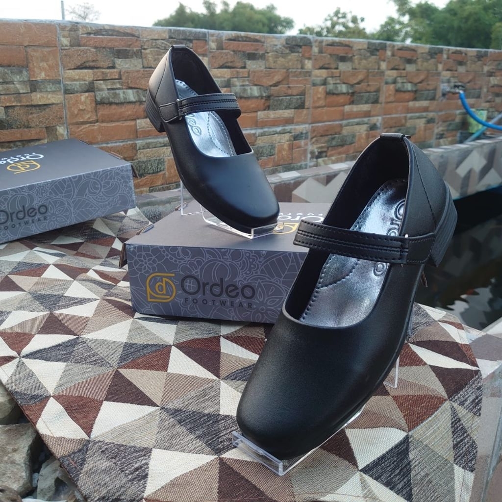 sepatu pancus paskibra cewek hitam terbaru kekinian