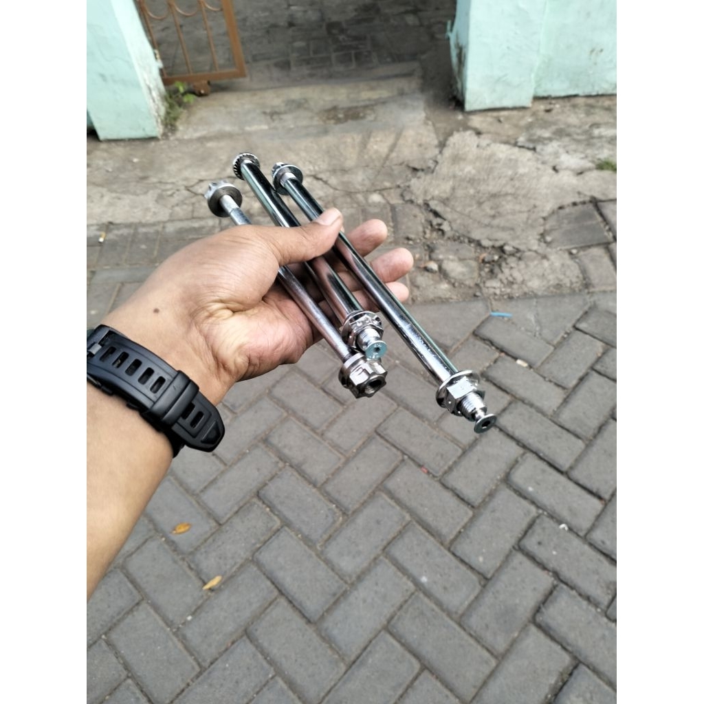As roda Depan Tengah Belakang pnp Shok gl Tiger mp/As swing arm Kaze gl Model Probolt