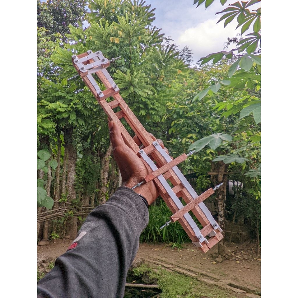 sasis miniatur truk tronton gardan dobel panjang 40cm