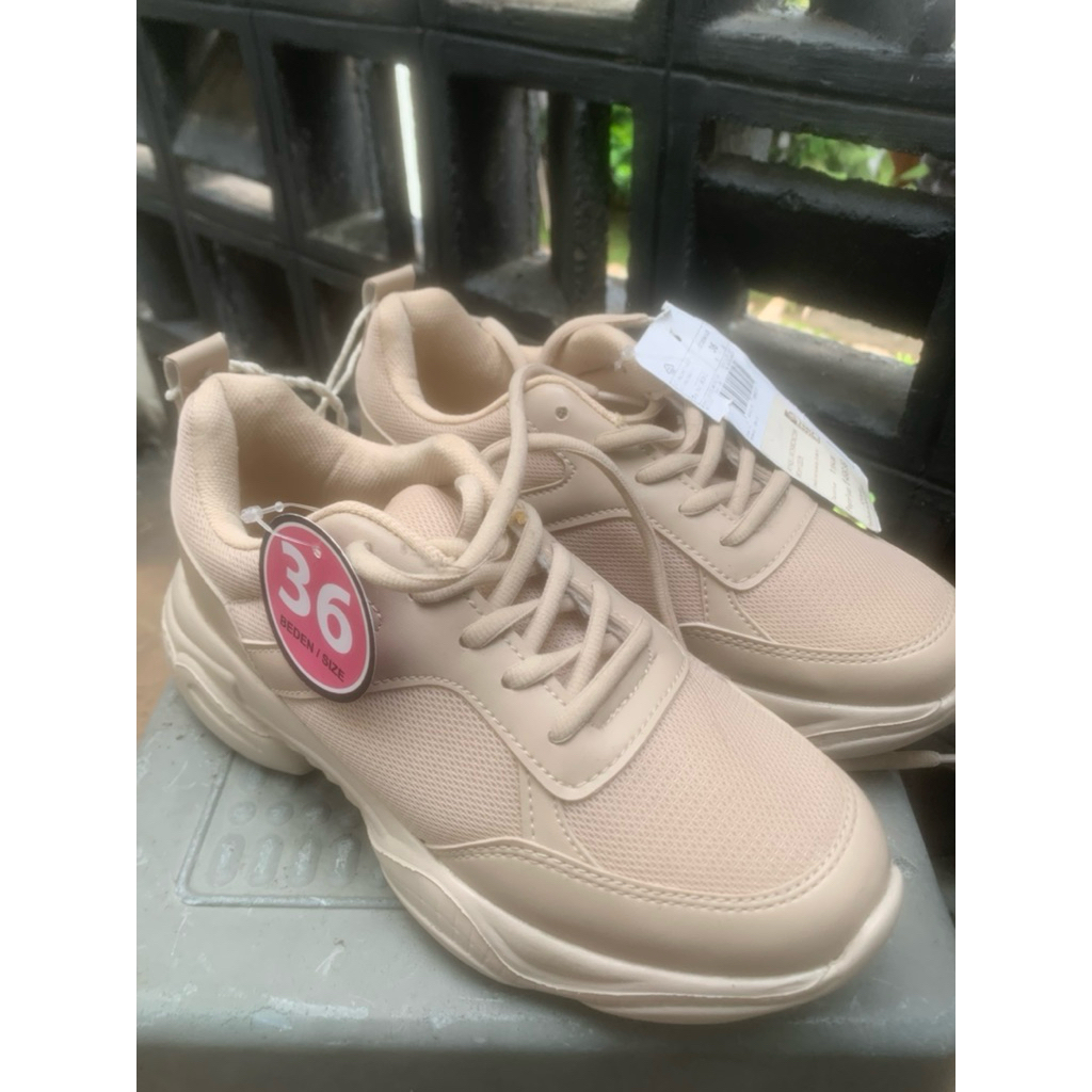Sepatu Wanita Lc Waikiki