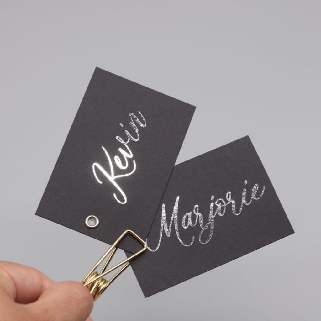 

Hangtag Foil Emboss Hangtag 700gsm Plus Ring Besi Hangtag Custom Free Design