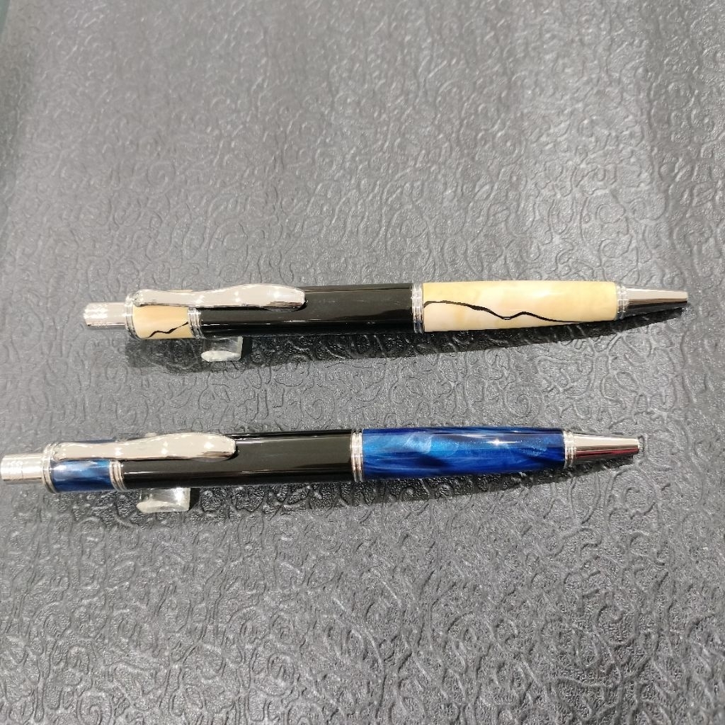 

Starpen Motif Marmer Bolpoin