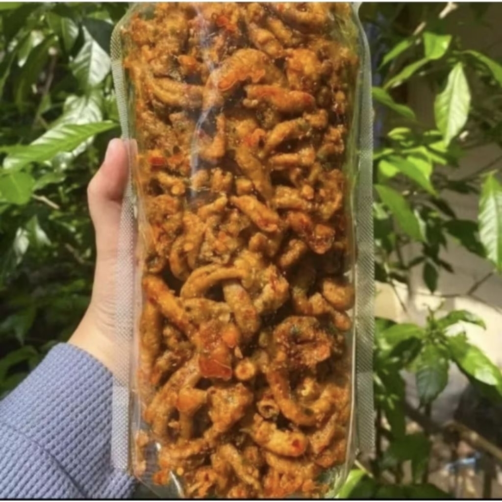 

kripik usus daun jeruk pedas