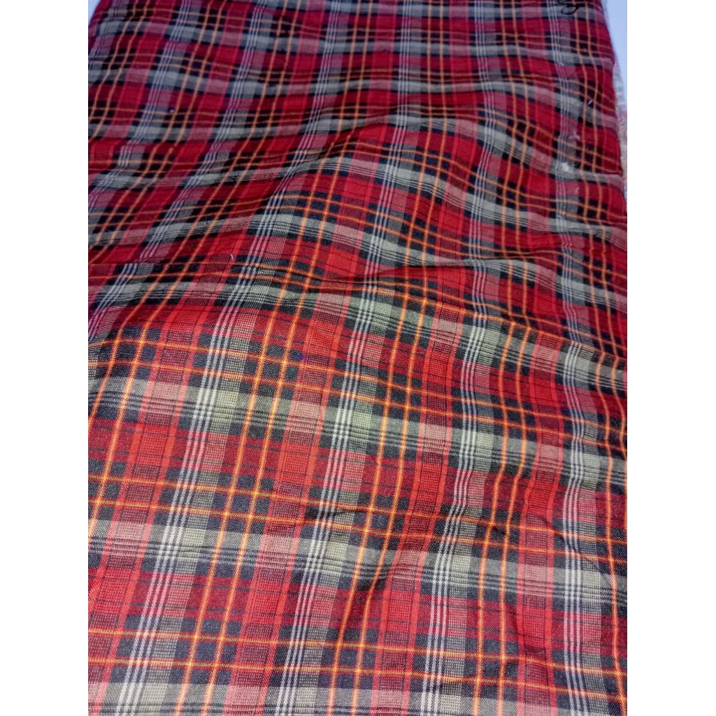 KAIN KOTAK MOTIF SERAGAM KODE F28 arahan baju/kolor/gamis/baju tk (L150XP50)