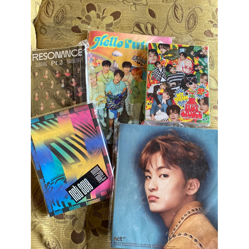 Album nct regulate, empathy, hot sauce, hello future dan photocard mark lee