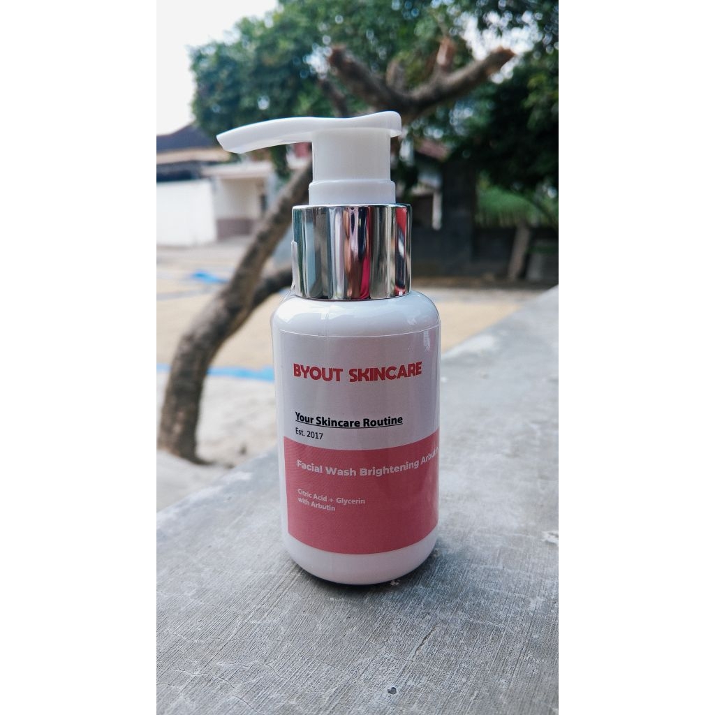 FACIAL WASH BYOUT SKINCARE