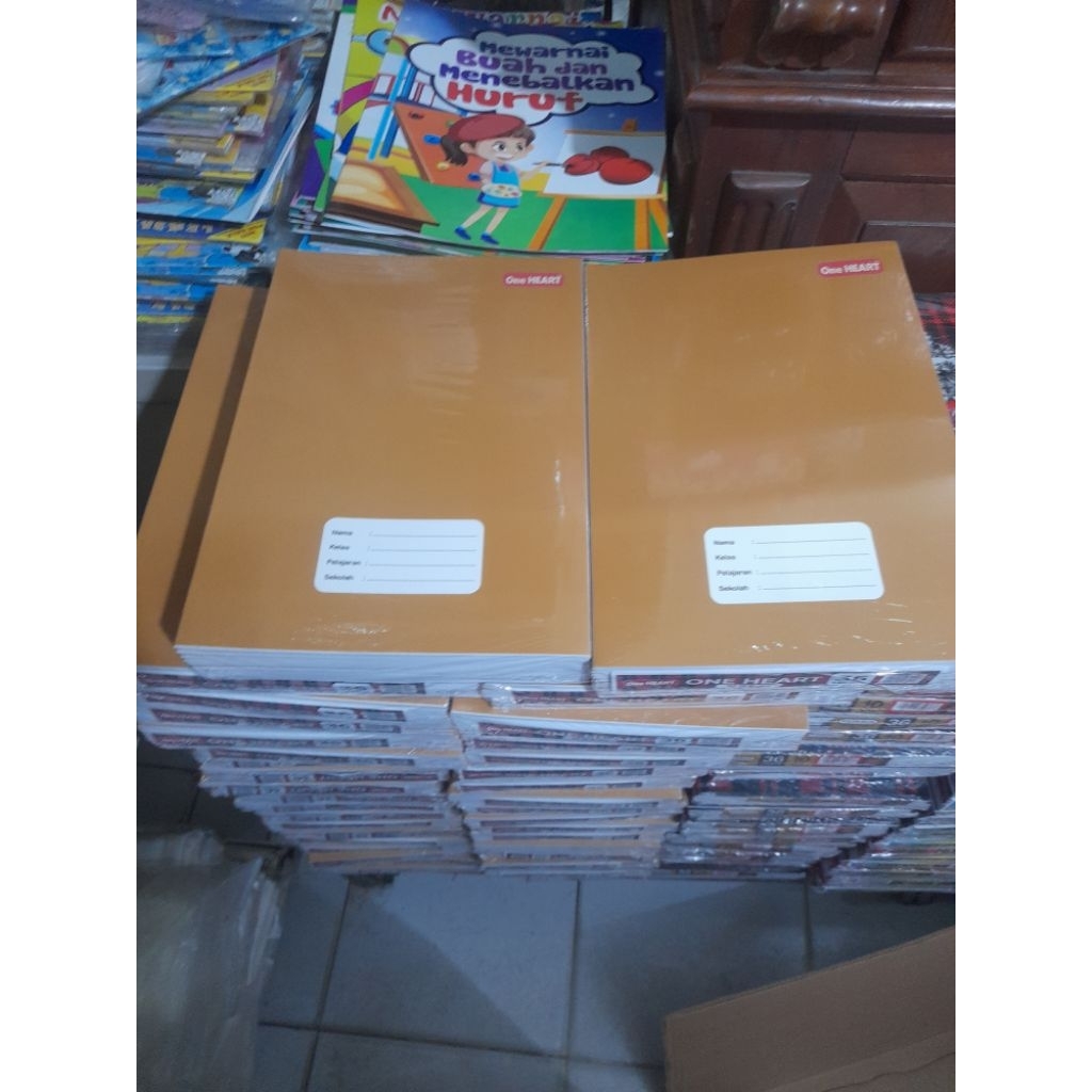 

1pak isi 10pcs BUKU TULIS CAMPUS ONE HEART COVER SAMPUL COKLAT ATAU KERTAS CRAFT ISI 36 LEMBAR