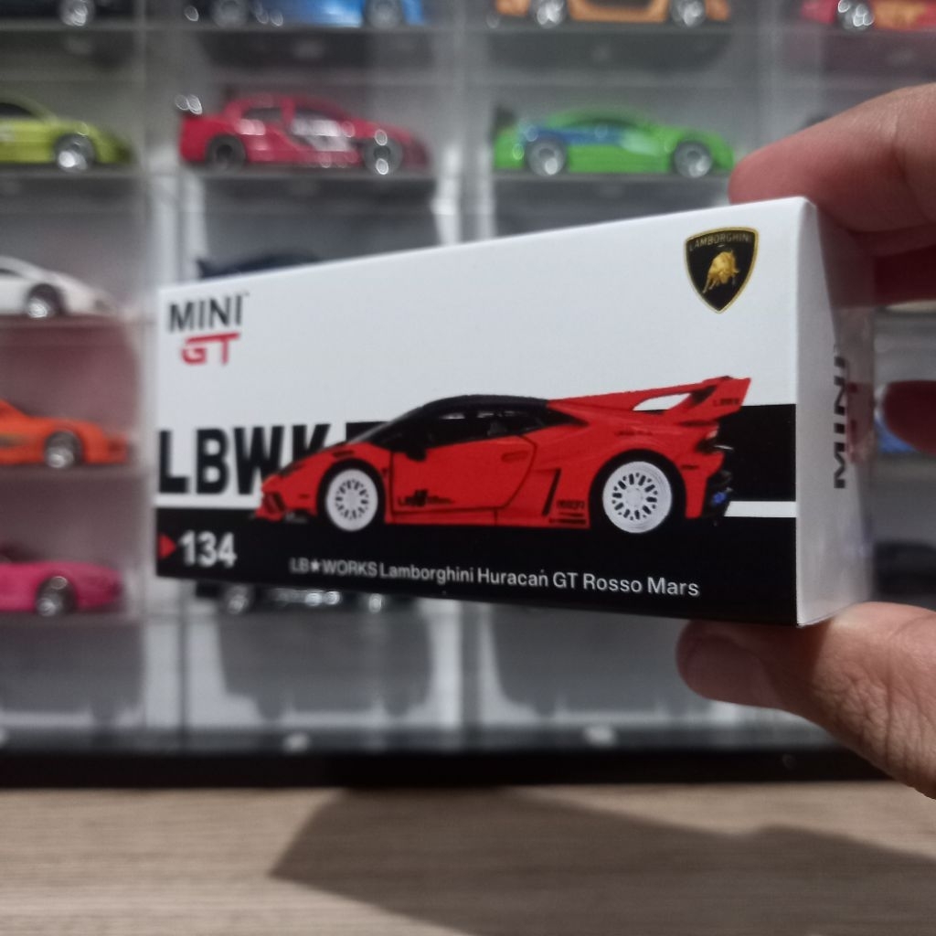 Custom Card #134 Lamborghini Huracan GT Rossa Mars LBWK Toys R Us Exclusive MiniGT