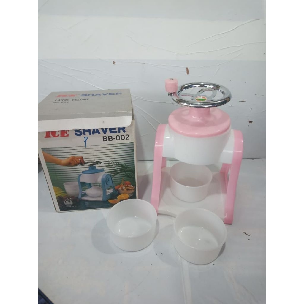 Mesin serut es manual plastik besar 3 mangkok plastik kecilHarga promo rp 155.000