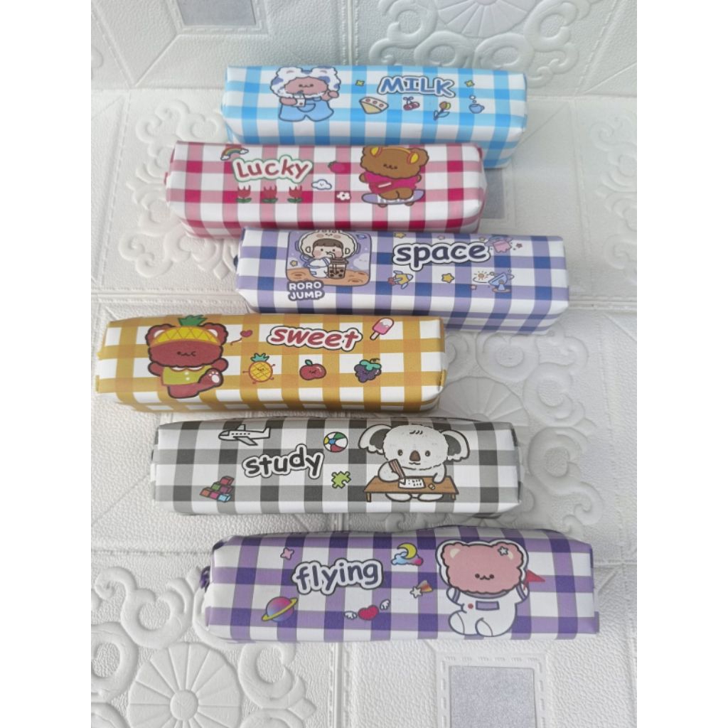 

Tempat Pensil Kotak Pensil Karakter Beruang Kotak Lucu