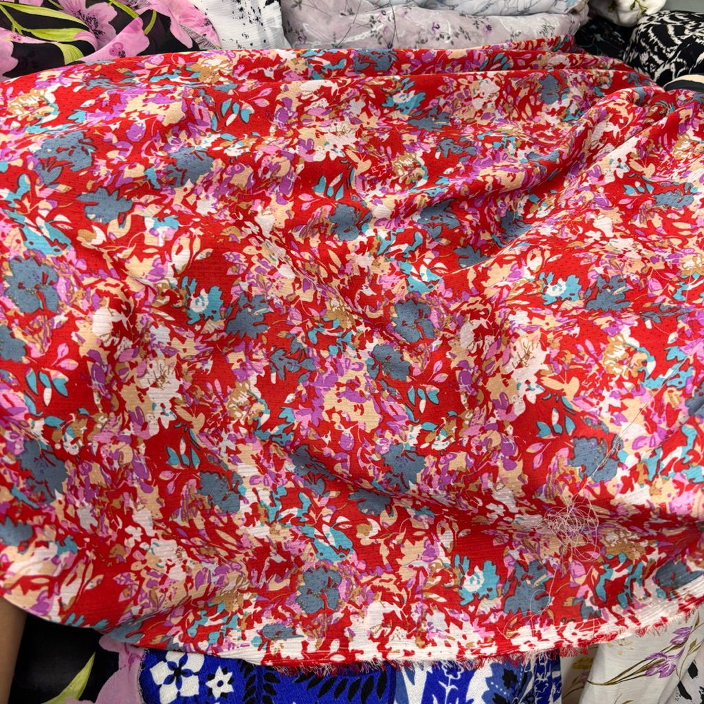 Kain Cardenza Motif Abstrak merah – Kain Adem & Jatuh, Cocok untuk Gamis & Dress lq