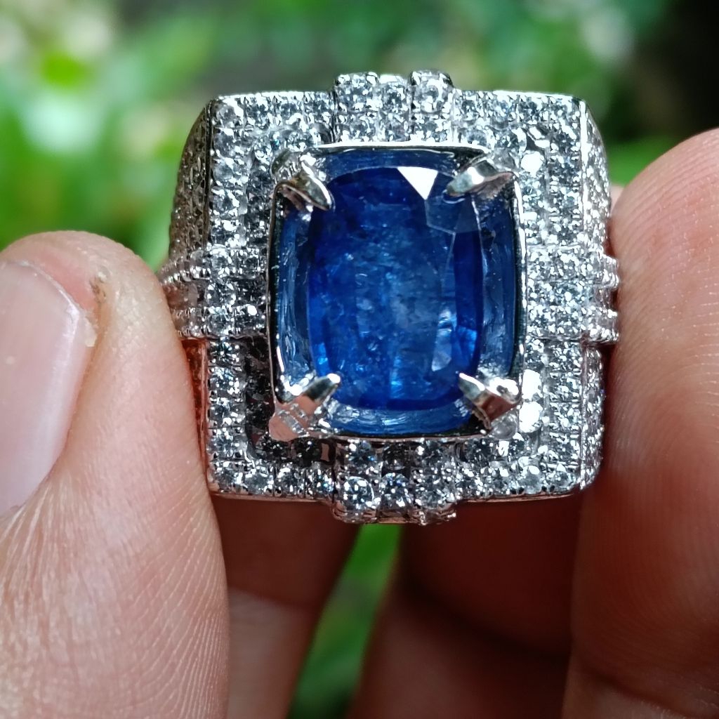 blue sapphire royal blue bodyglass meja lebar sertifikat DGL
