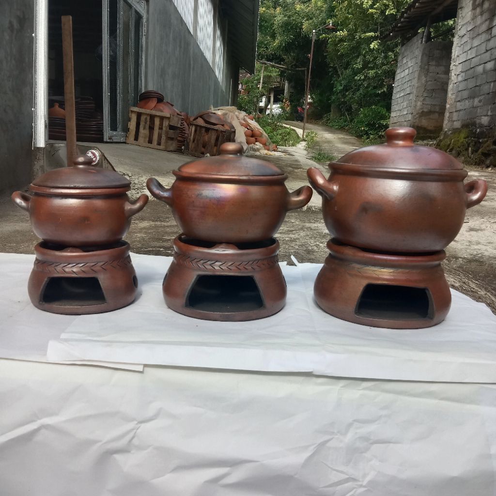 Gerabah Prasmanan Panci Saji Tanah Liat