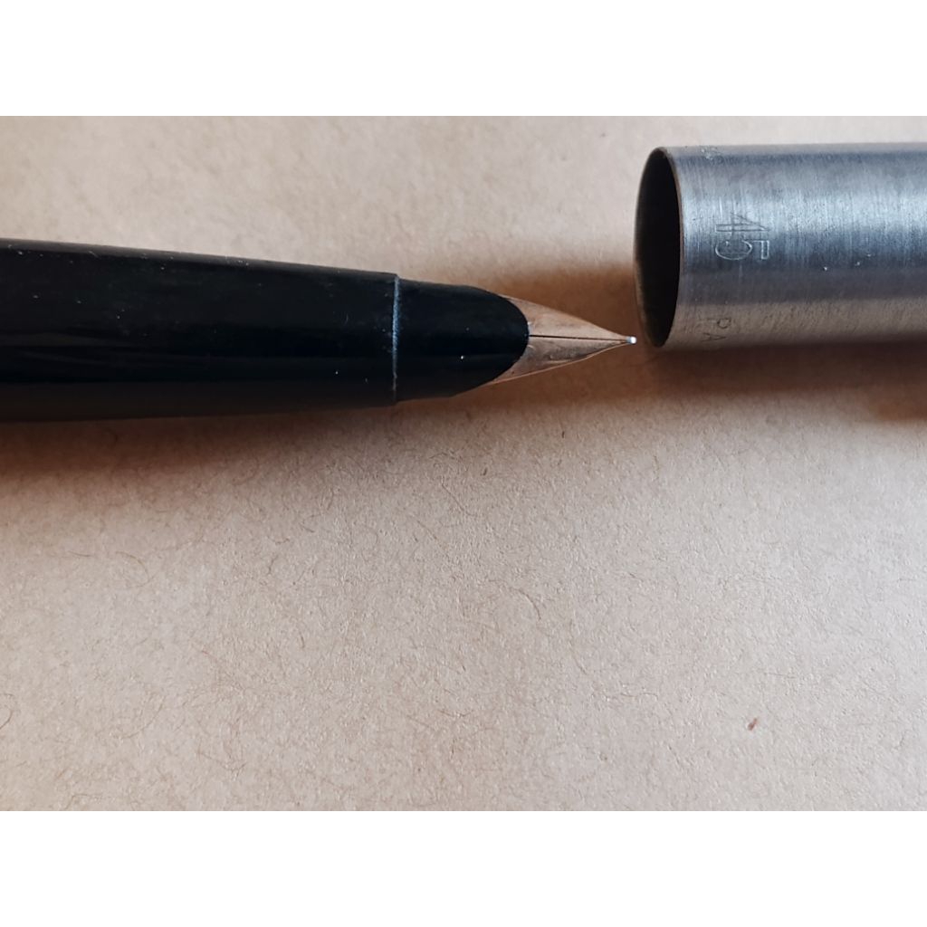 

Pulpen Parker Antik Seri 45 Tahun 1980 Nib 14K Gold