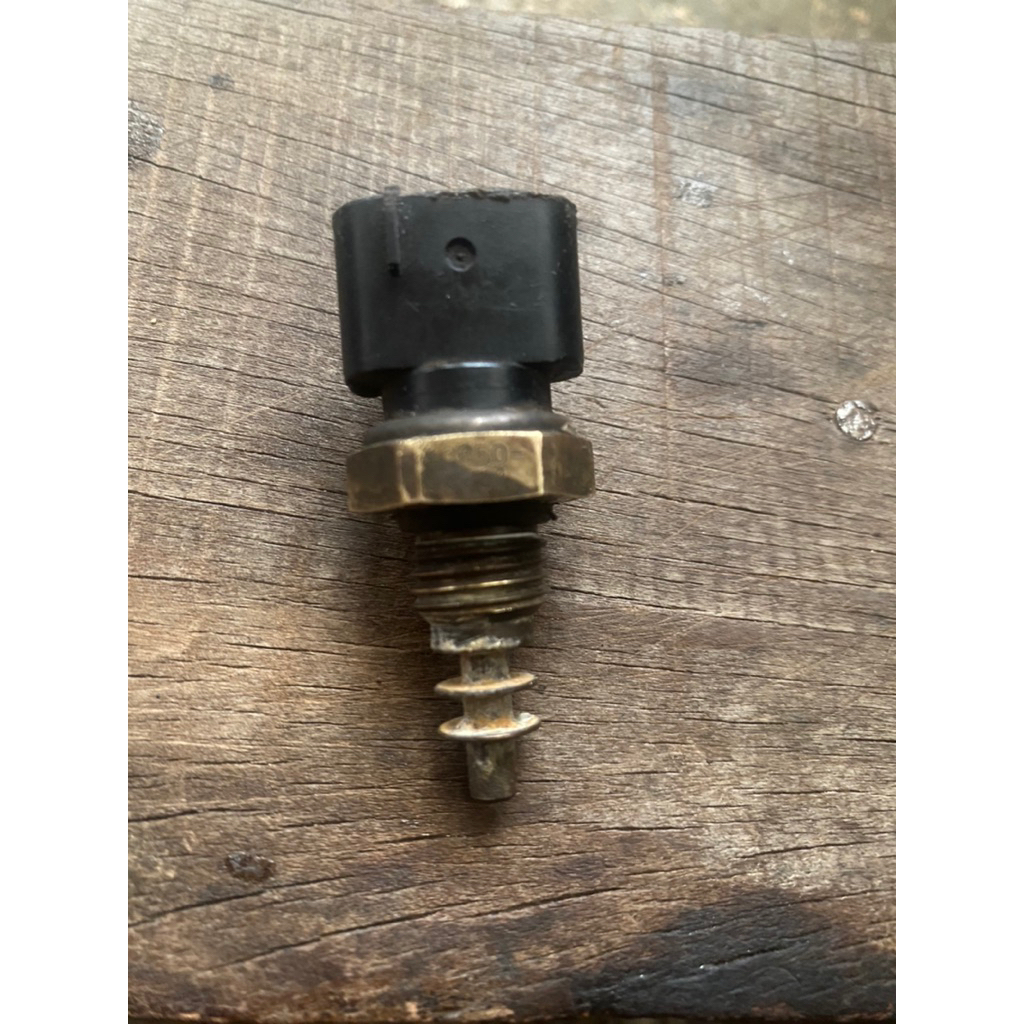 swit termperwtur suzuki baleno 97