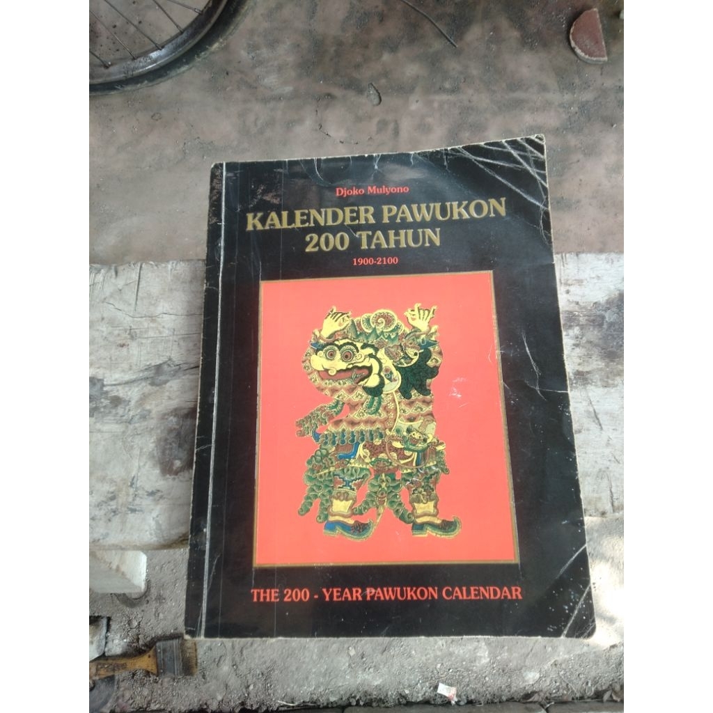 buku kalender Jawa wuku