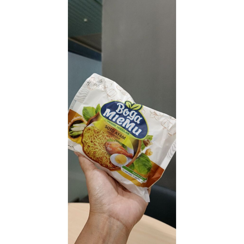 

boga MieMu mie rebus varian rasa soto