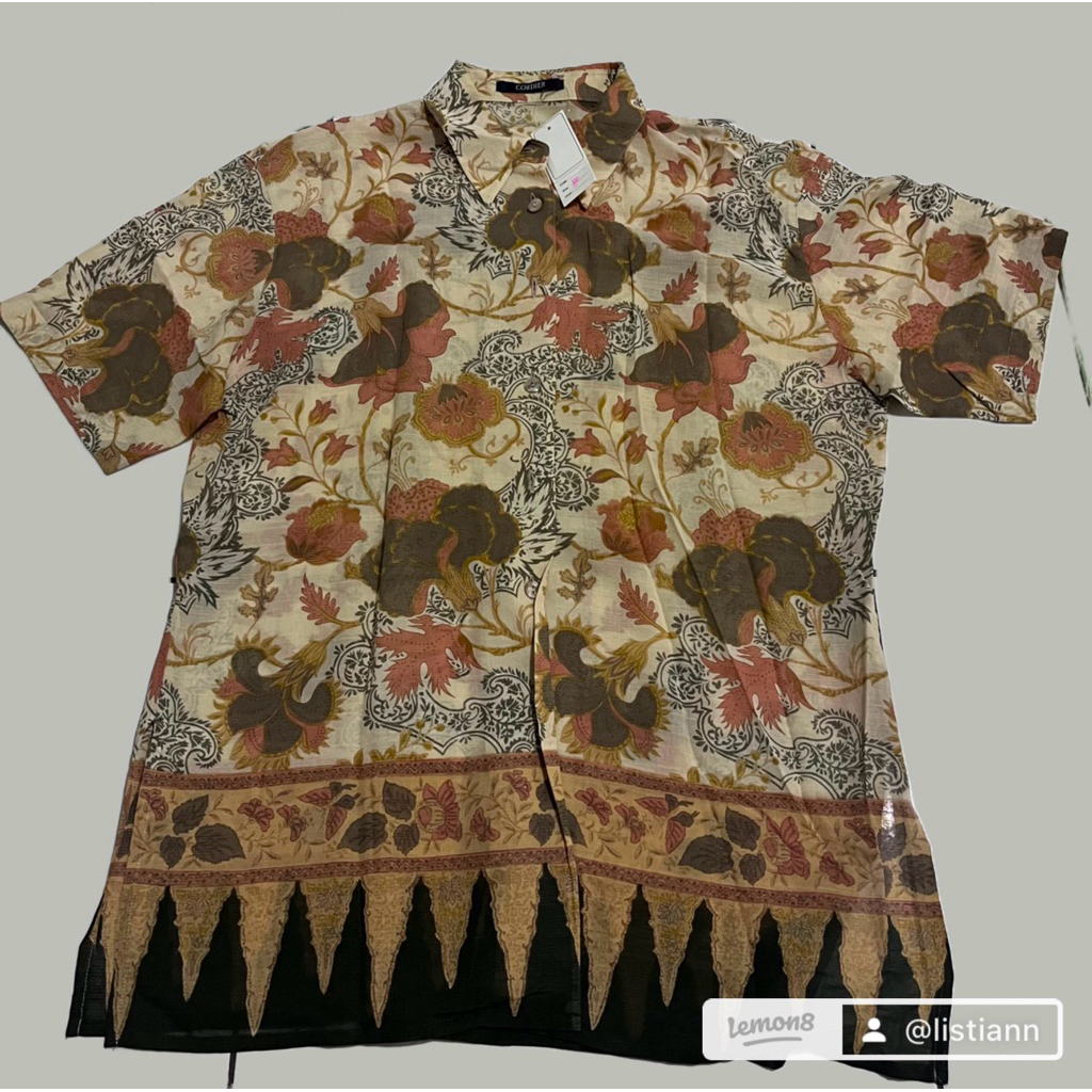 Blouse Batik Wanita dengan kerah