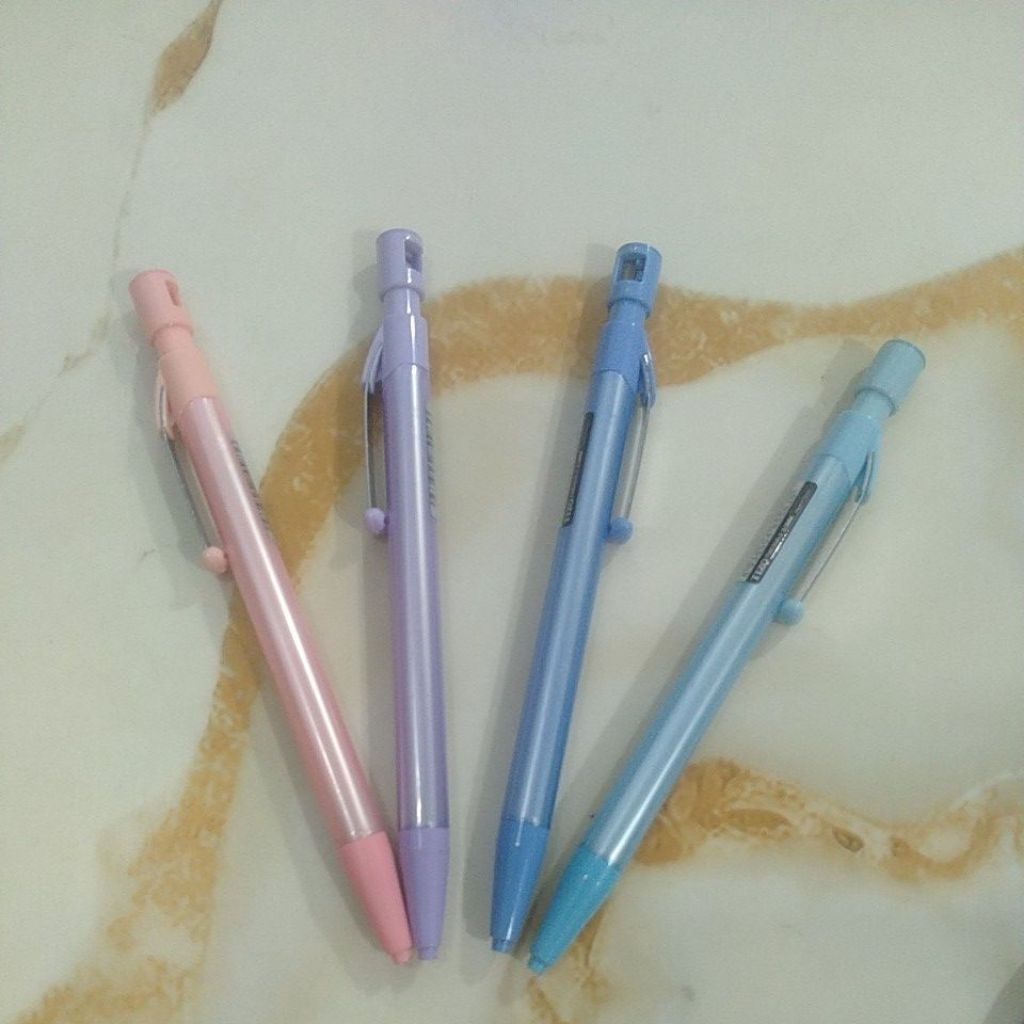 

Pensil Mekanik TIZO 2,0 TM030A-2