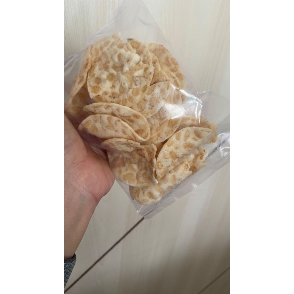 

TEMPE KERIPIK SAGU - CEMILAN MURAH - OLEH-OLEH WONOGIRI