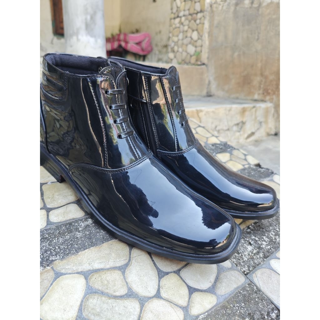 sepatu pdh 03 TNI polri kilap