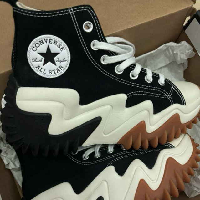 Converse Run Star Motion