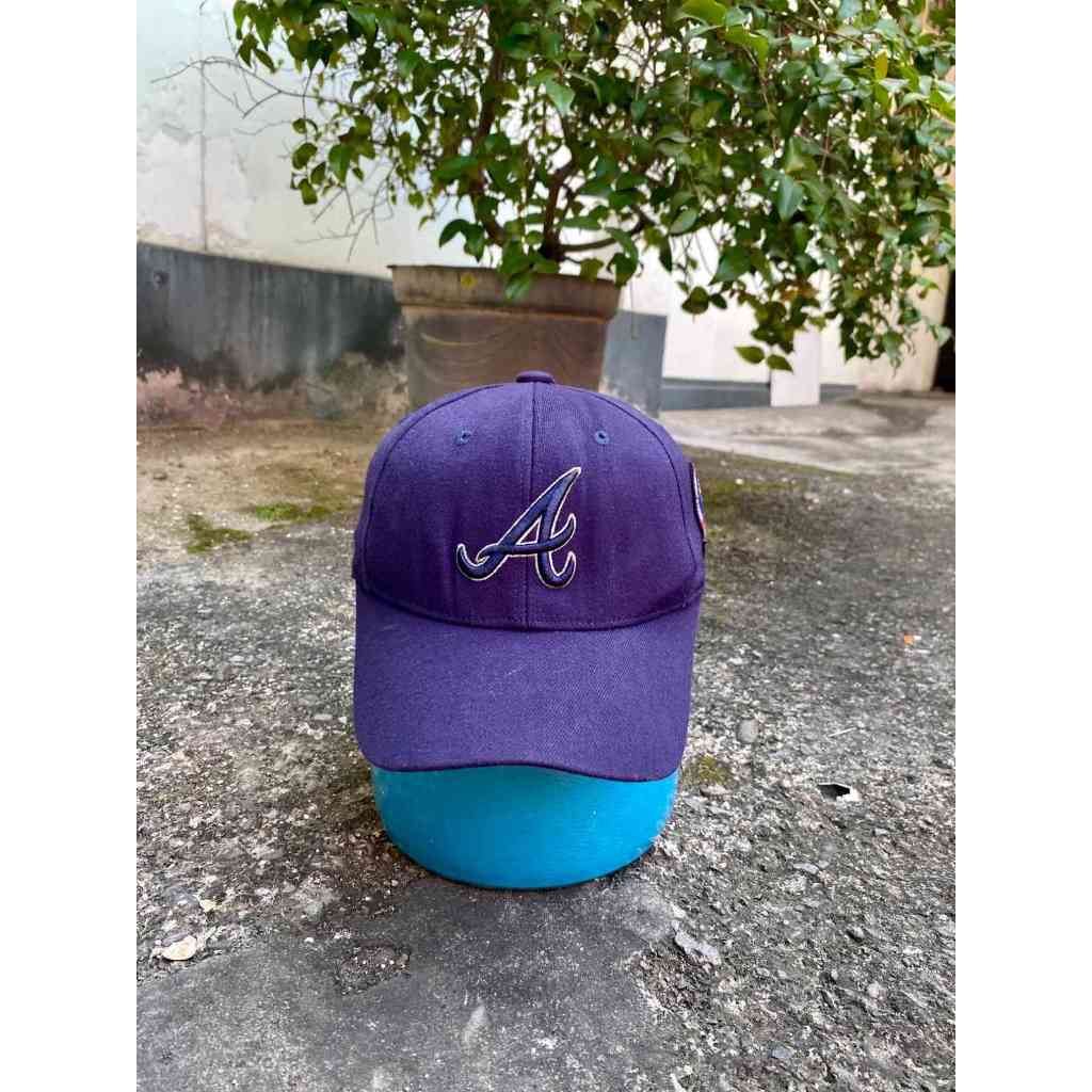 Topi Fila MLB biru pekat (logo A)