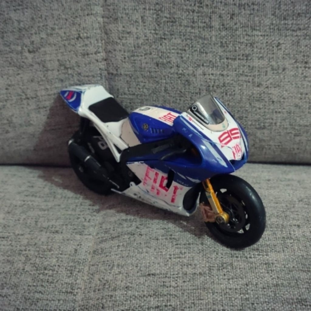 Diecast motogp maisto Yamaha M1 2009 junk