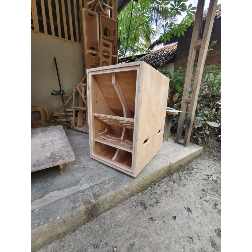 Bok spiker model F1 UAP untuk spiker 12 in singgel