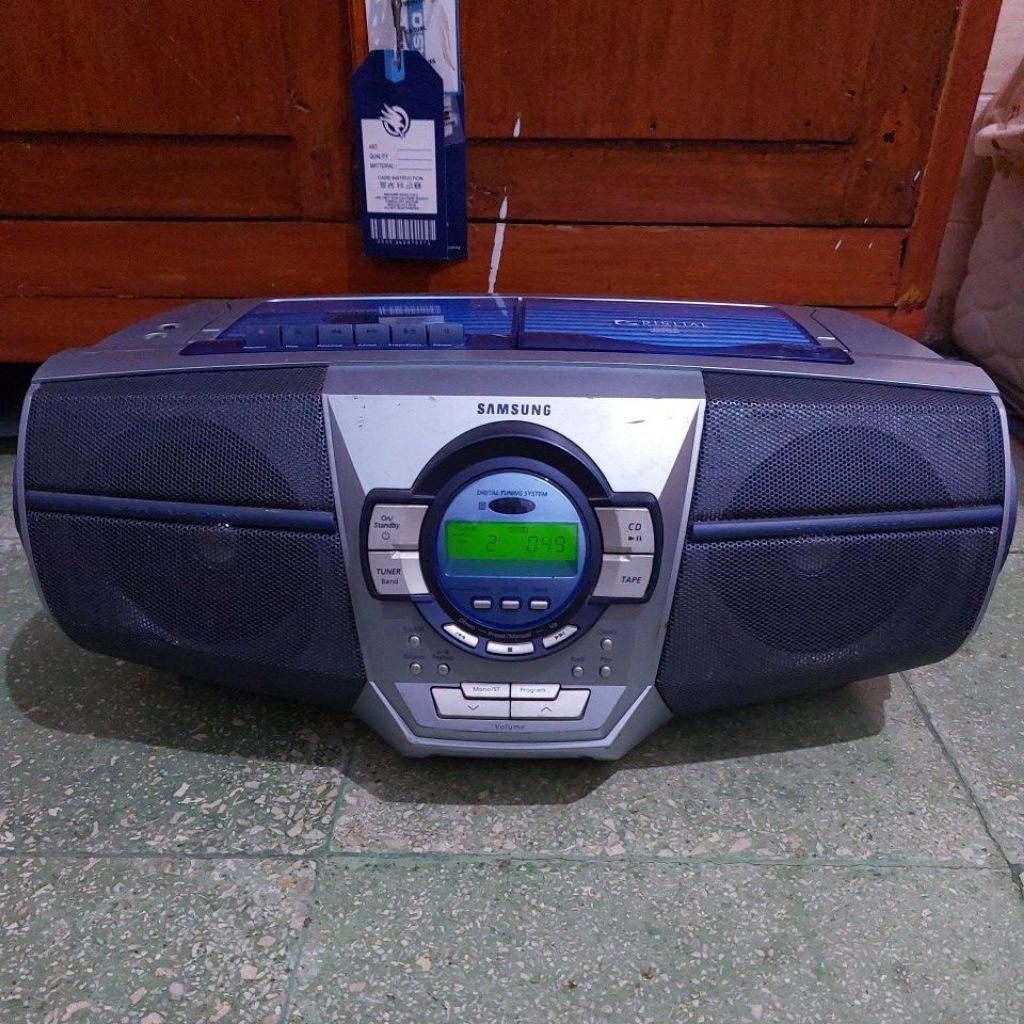 Samsung RCD-M50B Radio Tape CD Player Boombox